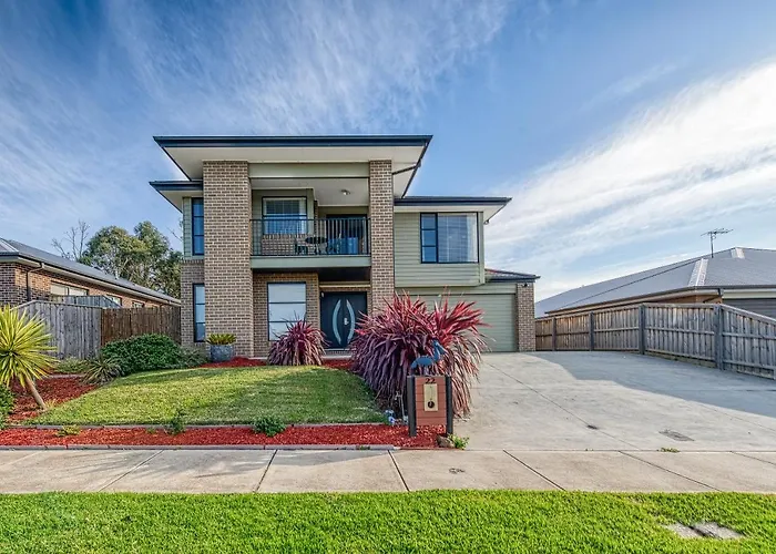 Seabreeze Haven -Wifi, Netflix, Pet Friendly Beach House