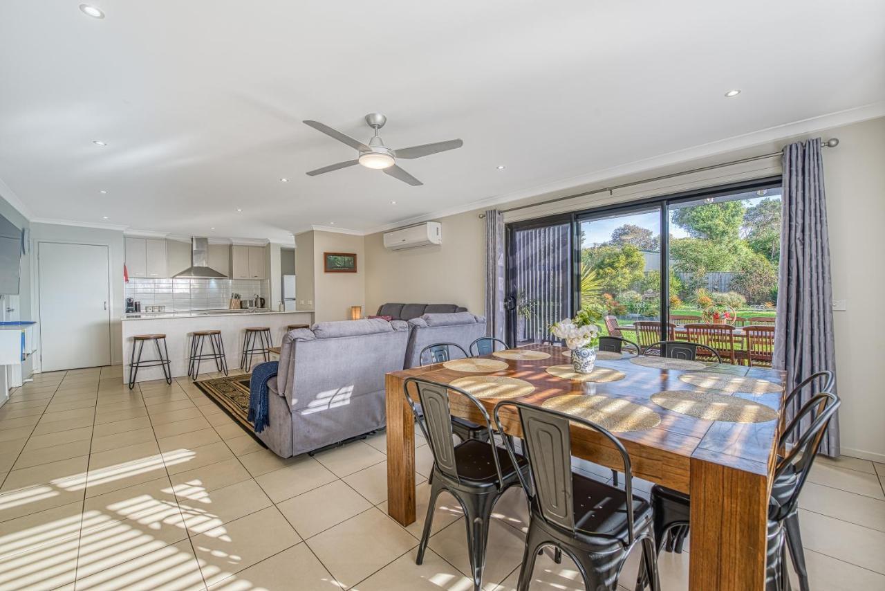 Seabreeze Haven -wifi, Netflix, Pet Friendly House Holiday home *